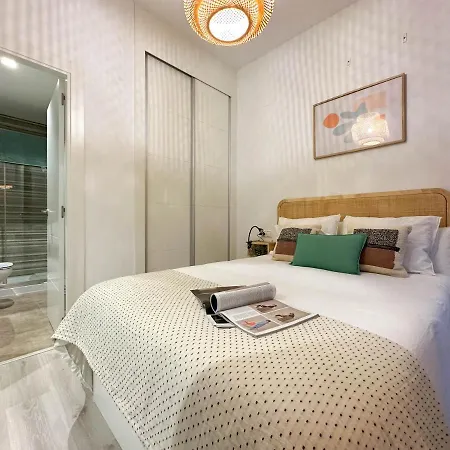 Casa Vega. Coqueto En Casco Antiguo. Apartman Alicante