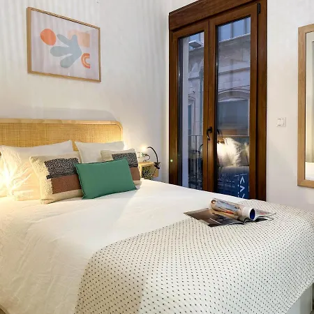 Casa Vega. Coqueto En Casco Antiguo. Alicante