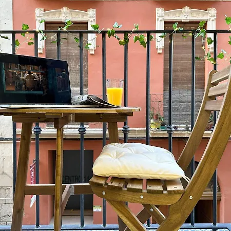 Casa Vega. Coqueto En Casco Antiguo. Appartamento *